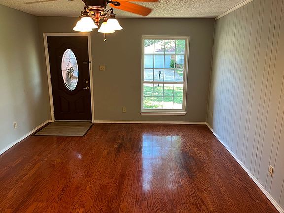 3rd image of 4116 Cypress Springs Dr