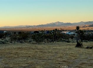 3 Luna Mountain Rd #63, Apple Valley, CA 92308