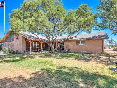 513 W Duncan Ave, Mertzon, TX, 76941
