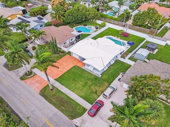 1407 Harding St, Hollywood, FL 33020