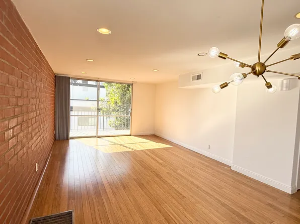 1211 Horn Ave APT 303, West Hollywood, CA 90069