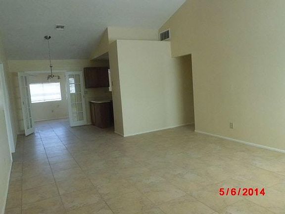 2nd image of 8530 N Firethorn Ave