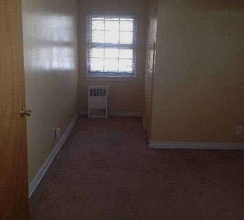 5th image of 17204 83rd Ave