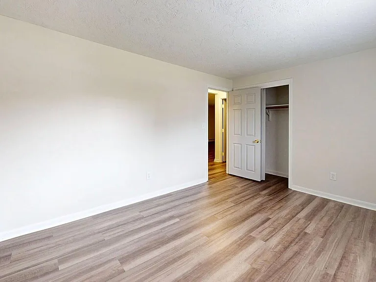 Stonebridge Apartments — Photo 7