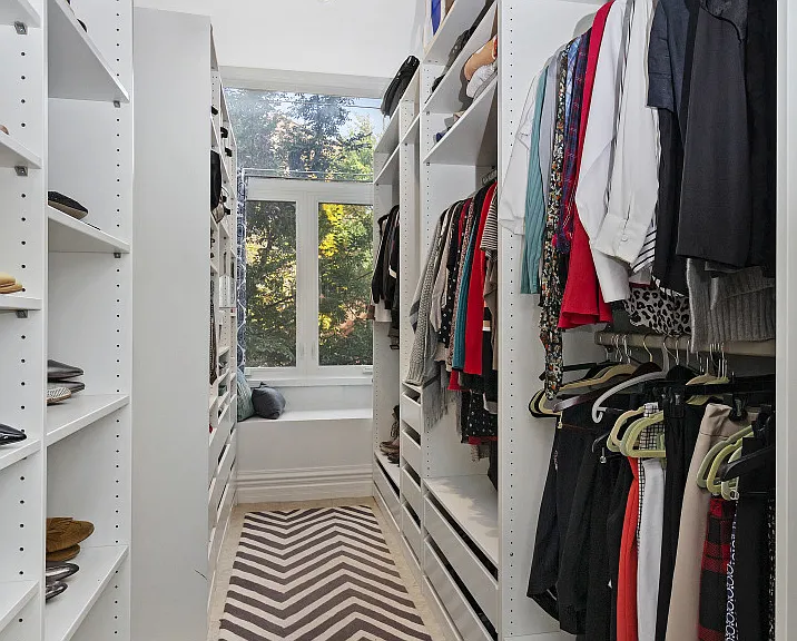 4022 N Clarendon Ave #201 — Photo 12