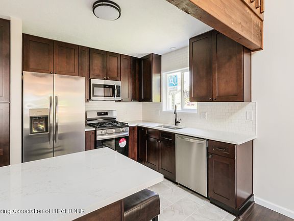 5th image of 4918 Westhaven Blvd