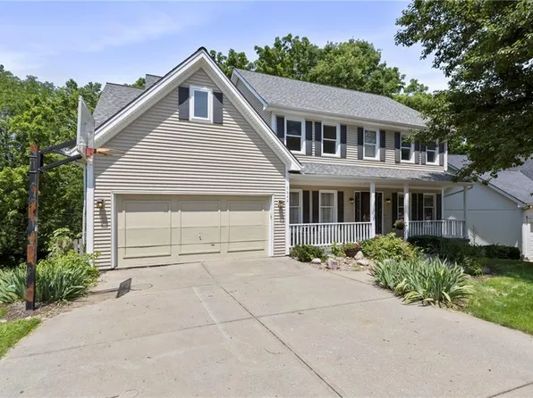 7642 N Atkins Pl, Kansas City, MO 64152