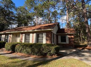 203 S Edgewood Dr #B, Statesboro, GA 30458
