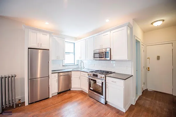 Rented by Brownstone Real Estate | media 2