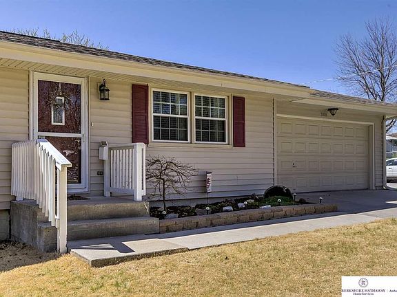 3rd image of 3008 S 137th St