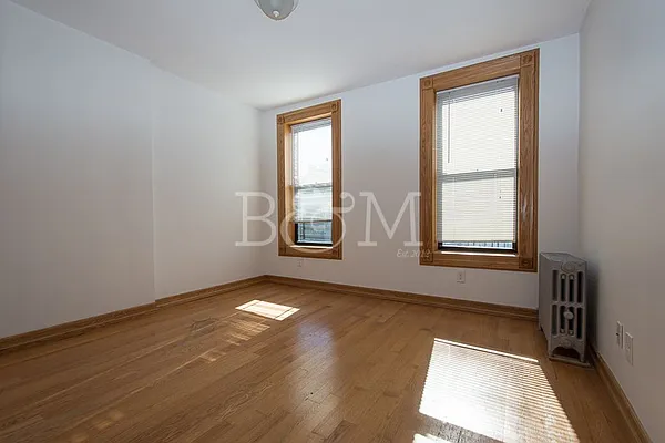 Rented by Brick&Mortar | media 12