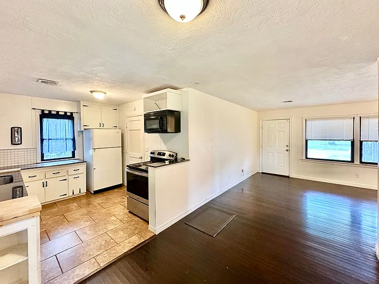 3206 NW Liberty Ave — Photo 7