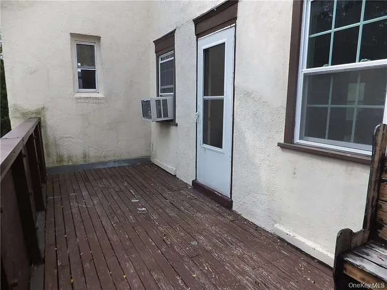 107 Kensington Rd #5 — Photo 14