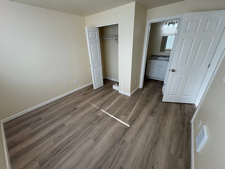 2215 Elm St SW — Photo 54