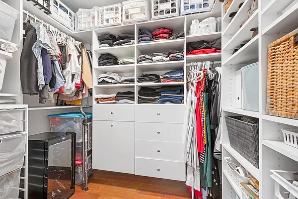 Rented by Compass | media 19