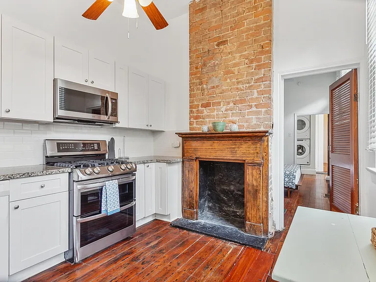 1226 Saint Andrew St #A — Photo 8