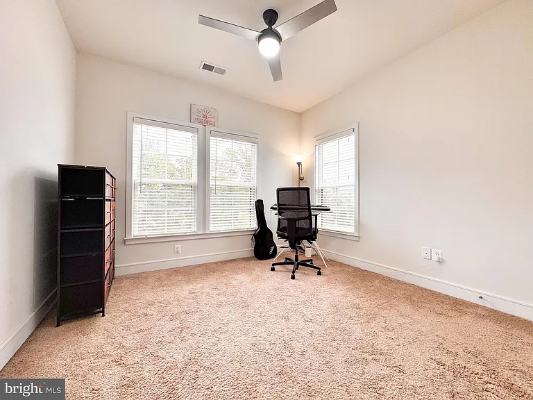 25419 Reed Orchard Ter — Photo 38