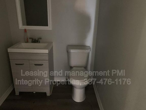 5th image of 308 Huval St