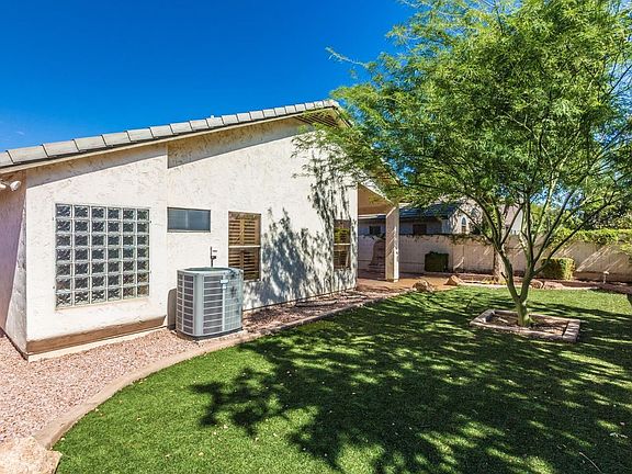 4th image of 6361 W Wahalla Ln