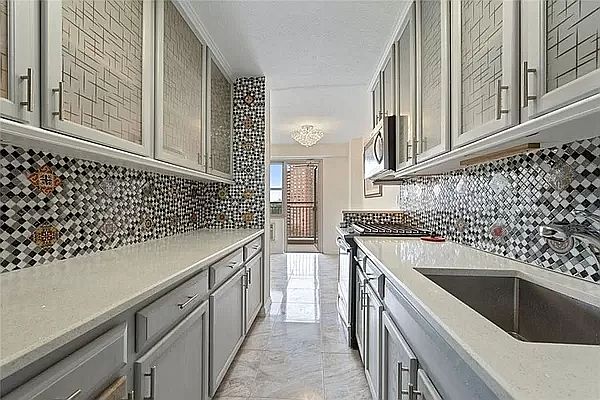 1st image of 448 Neptune Ave #11R