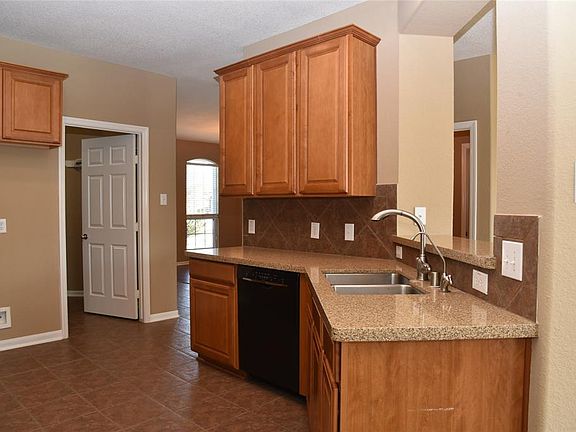 5th image of 2956 Water Willow Ln