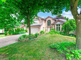 14 Wintergarden Rd, London, ON N5Y5M2