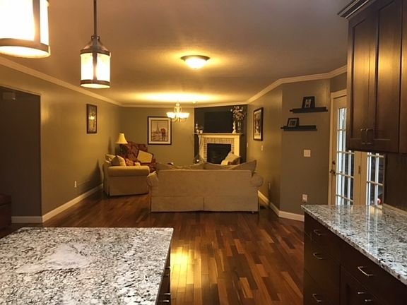 5th image of 81 Eagle Ct