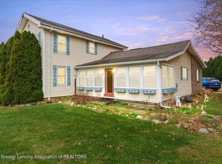 6105 E Clinton Trl, Eaton Rapids, MI 48827