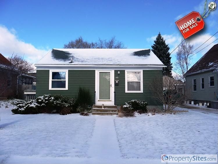 1st image of 143 Lawrence St NE