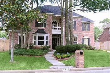 2nd image of 3303 Greenwood Glen Dr