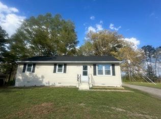 19808 Francis Dr, Dinwiddie, VA 23841