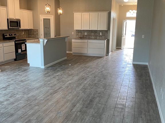 5th image of 811 Marlow Cv