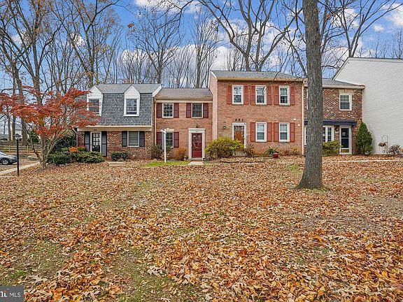 2nd image of 880 Azalea Dr #22