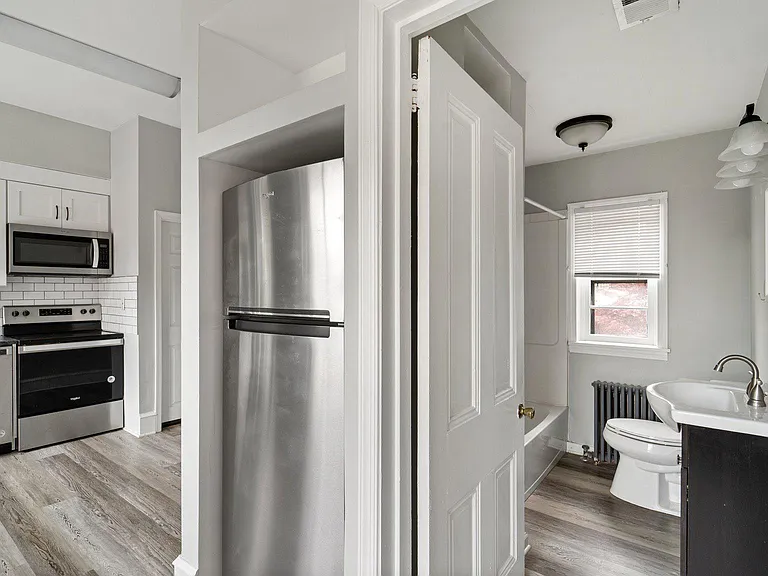 201 W Barnard St #3 — Photo 24