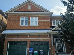 23 Goldnugget Rd, Brampton, ON L6Y5N9