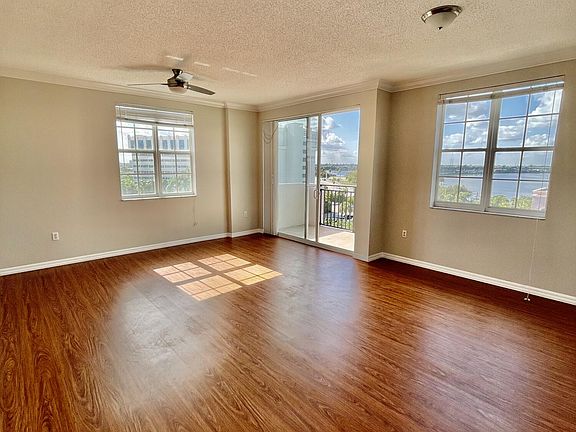 5th image of 616 Clearwater Park Road #613