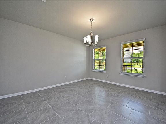 5th image of 3408 Cambridge Falls Dr