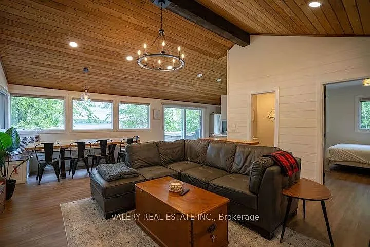 572 Mallard Cir