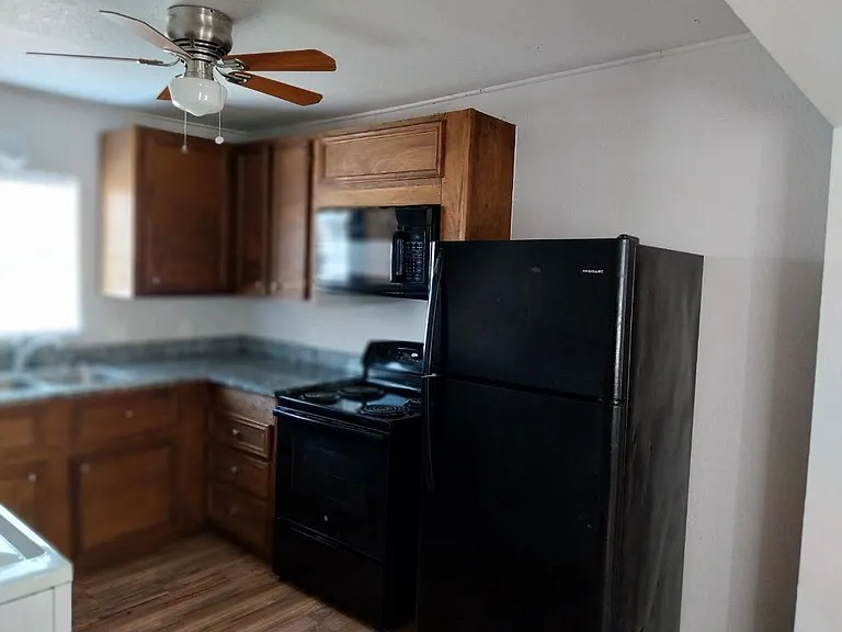 5006 Avenue M — Photo 12