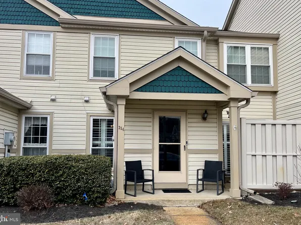 254 Steeplechase Ct, Woodbury, NJ 08096