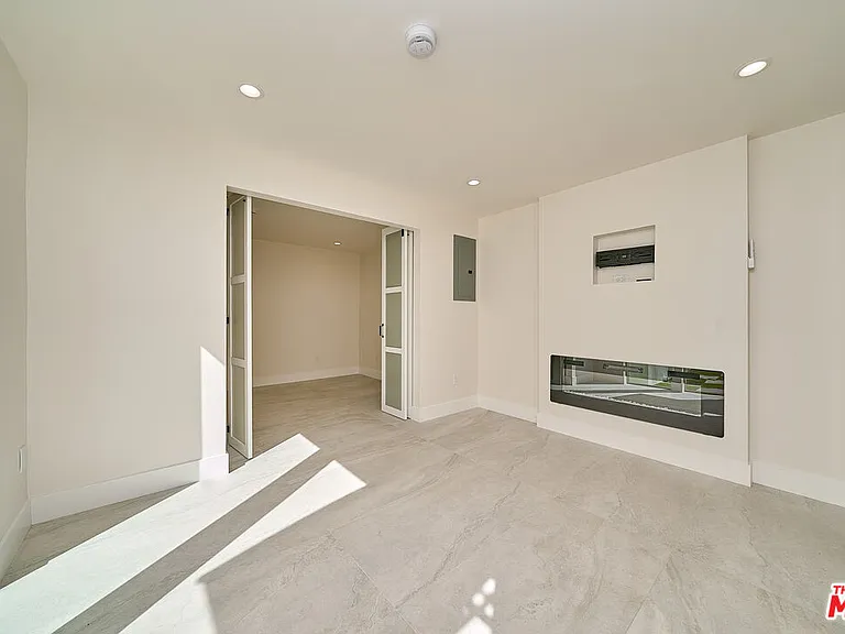 2938 Mary St #A — Photo 4