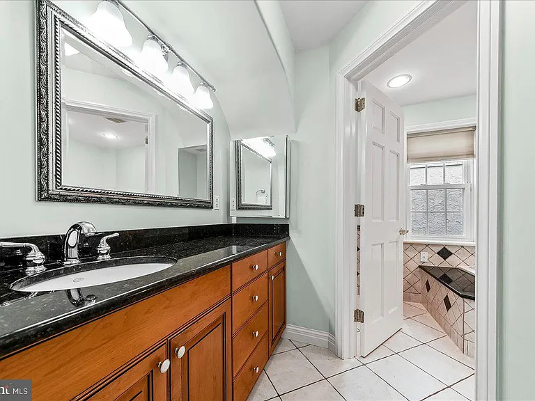 4110 Naamans Creek Rd — Photo 20