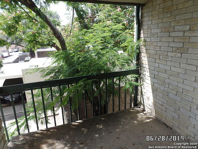 2nd image of 9915 Powhatan Dr APT 4H