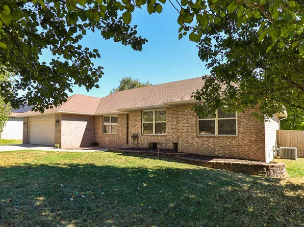 820 Mark Street, Willard, MO 65781