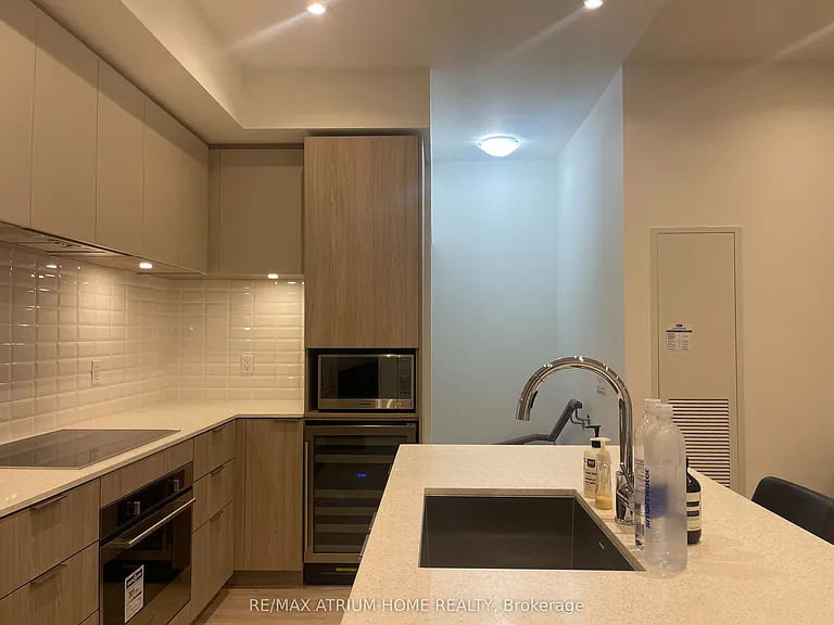 70 Annie Craig Dr #Townhouse 105 — Photo 15