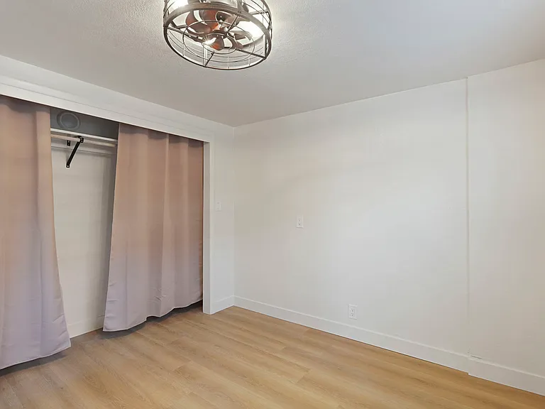 522 S Lincoln Way — Photo 9