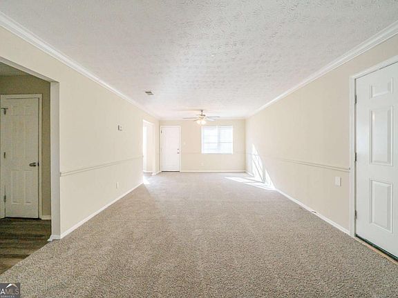 2nd image of 1129 Winston Dr