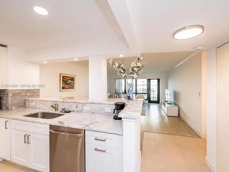 5000 N Ocean Blvd #506 — Photo 17