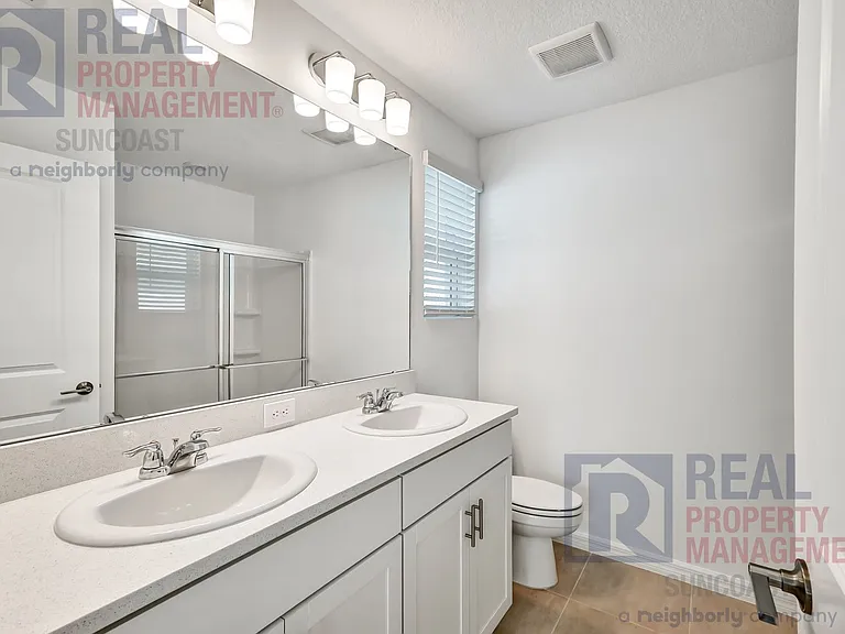 8700 Daybreak St — Photo 15