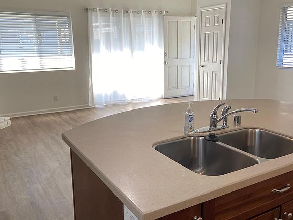 4th image of 202 David Dr #A